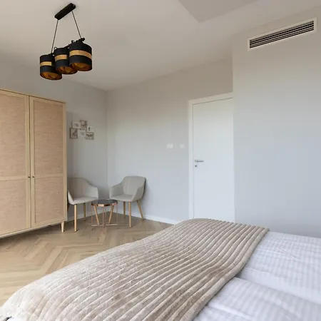 Krawiecka, Sun & Snow Wrocław