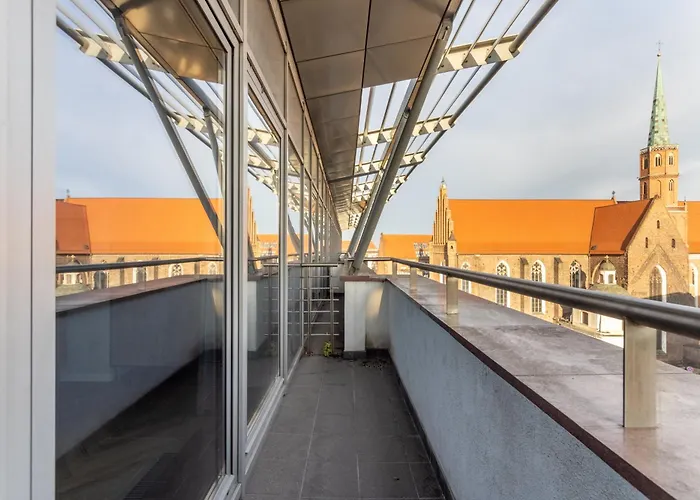 Krawiecka, Sun & Snow Wrocław