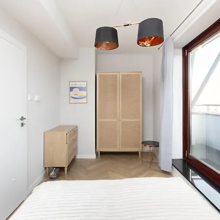 Krawiecka, Sun&snow * Wrocław